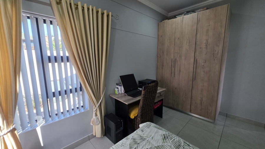 3 Bedroom Property for Sale in Hartenbos Heuwels Western Cape